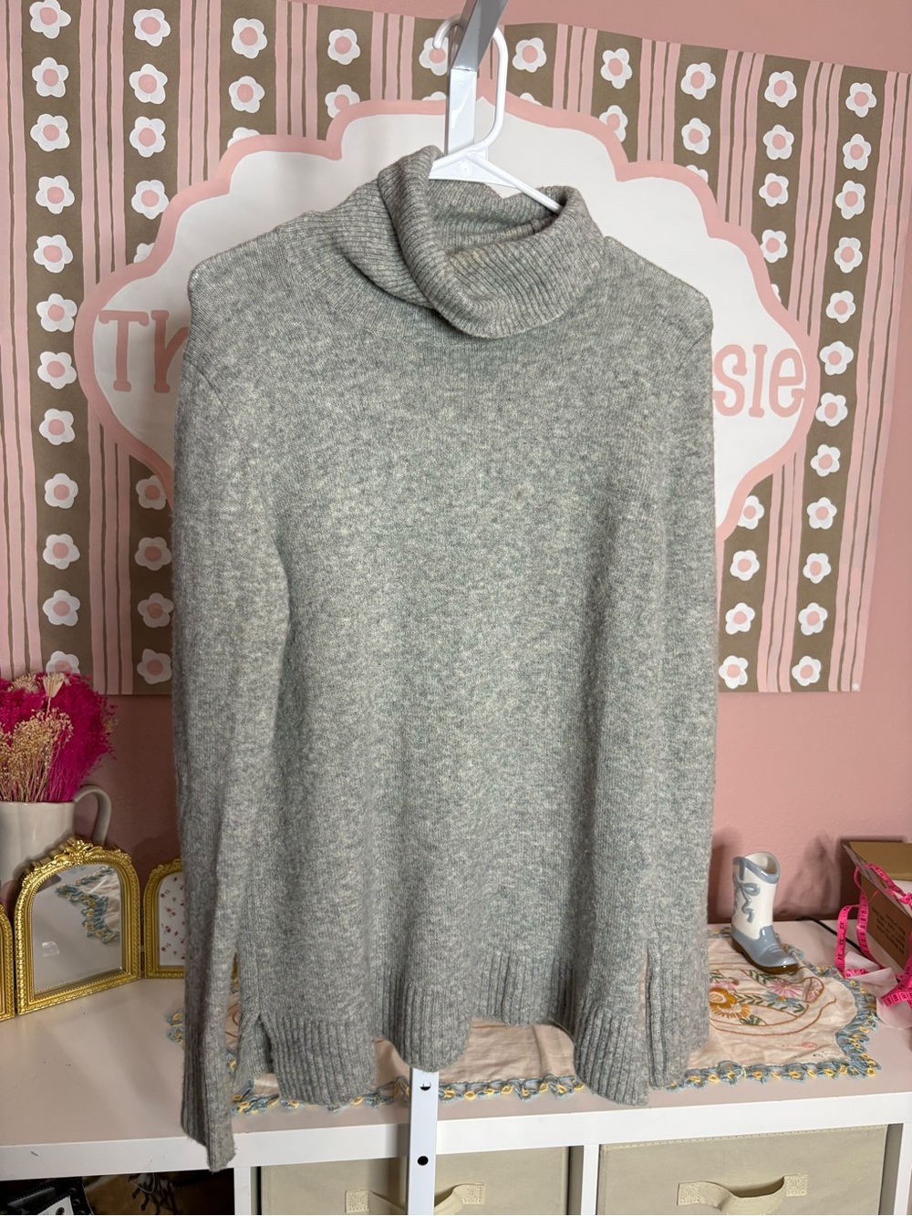 Women’s J Crew Gray Turtleneck Sweater